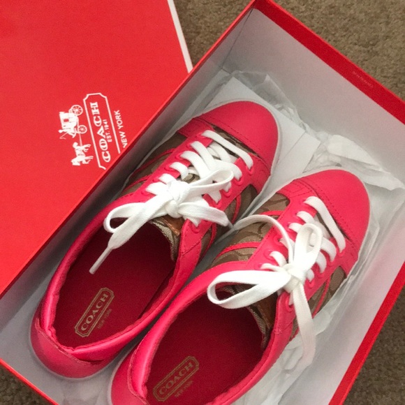 Coach Shoes - Coach Women’s Sneakers size 8M